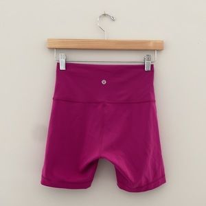 Lululemon Wunder Train Short 6”, size 6